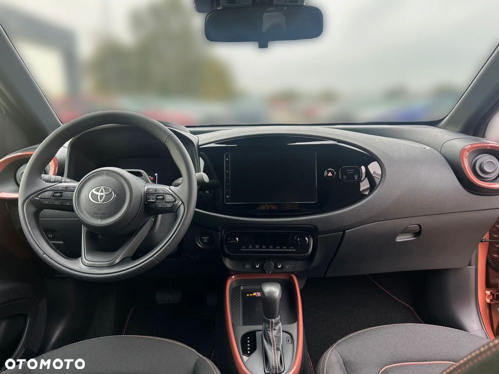 Toyota Aygo X Hybrid 1.5 Style e-CVT - 17