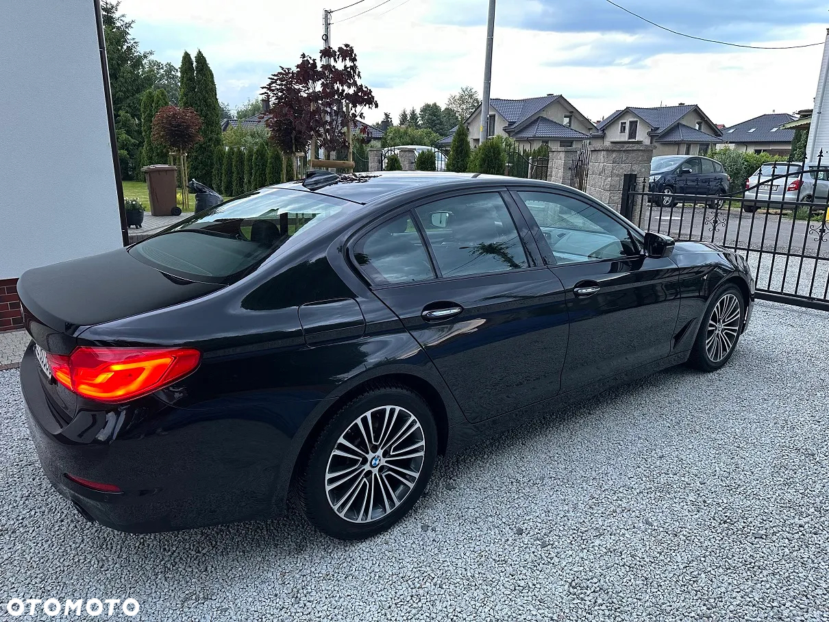 BMW Seria 5 520d Sport Line - 8
