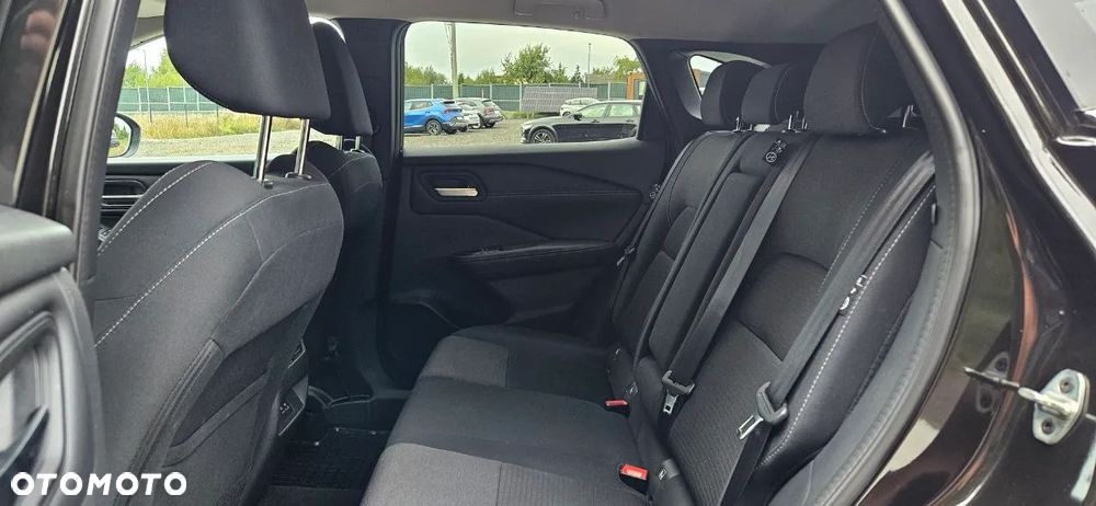 Nissan Qashqai 1.3 DIG-T MHEV N-Connecta Xtronic - 27