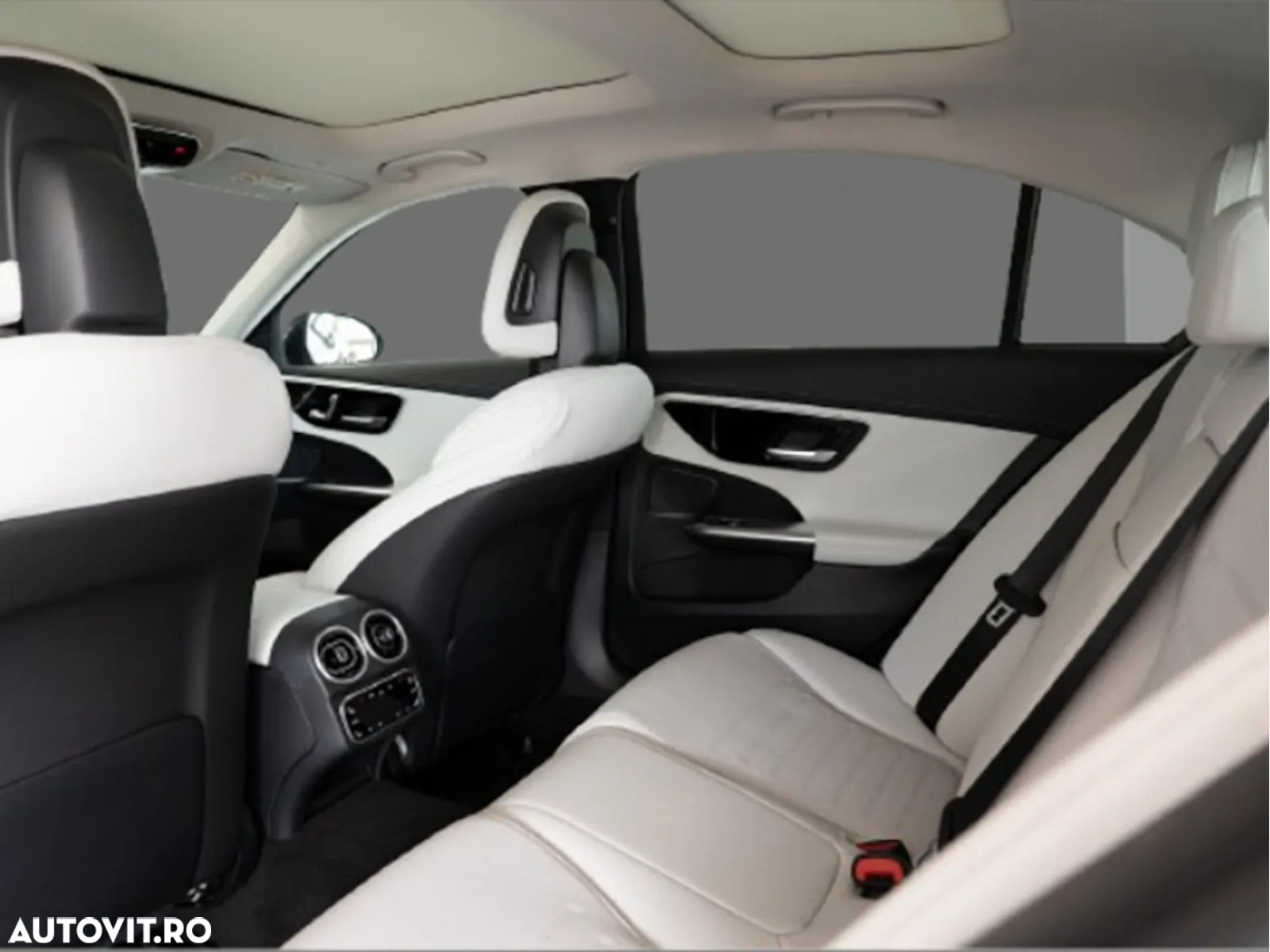 Mercedes-Benz C - 19