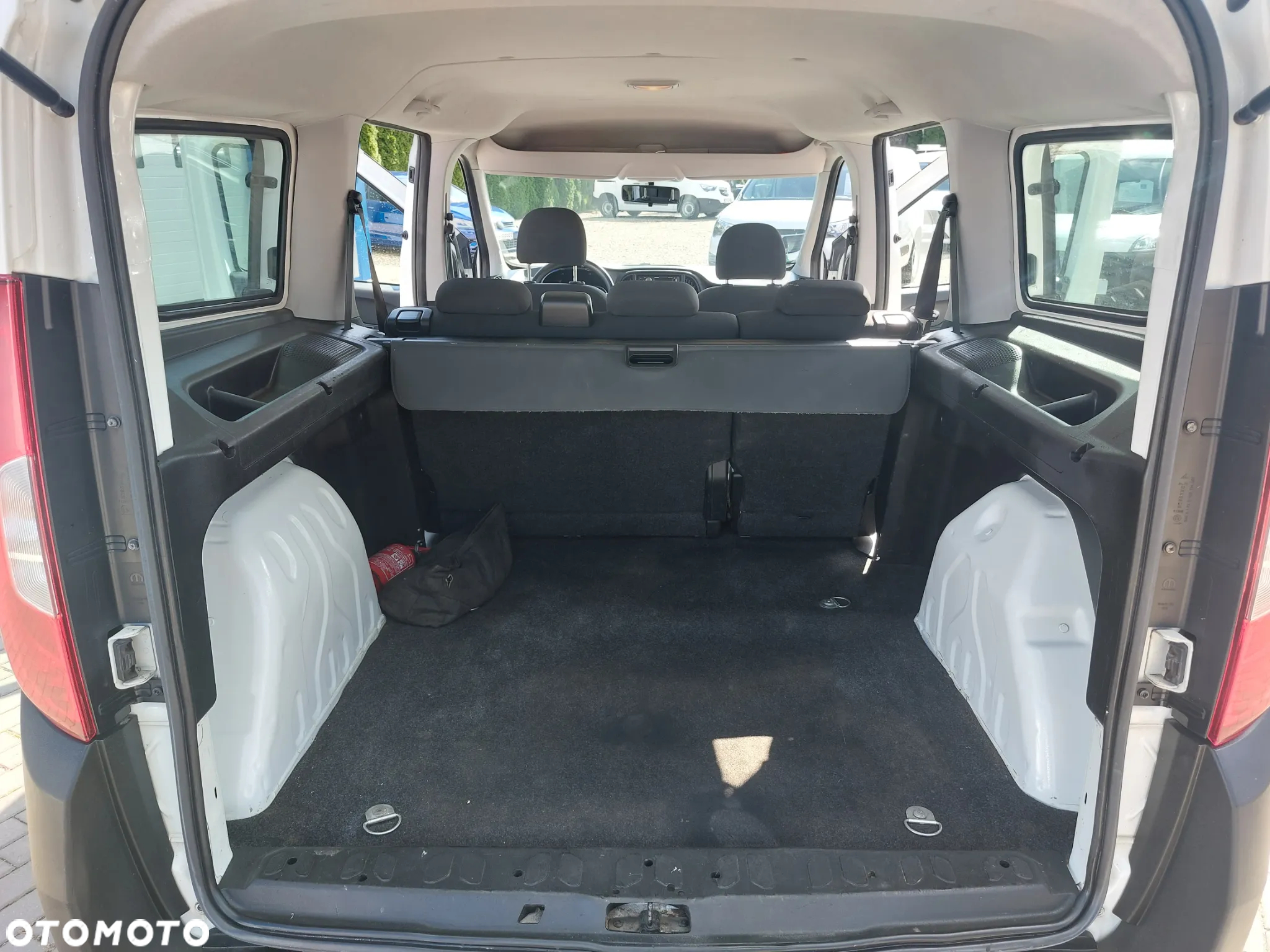Fiat Doblo Kombi Maxi 1.3 MJ Active - 17