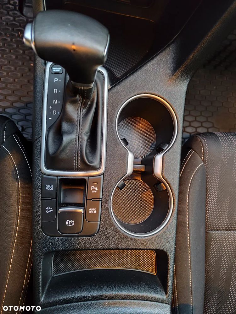 Kia Sportage 1.6 CRDI M 2WD DCT - 37