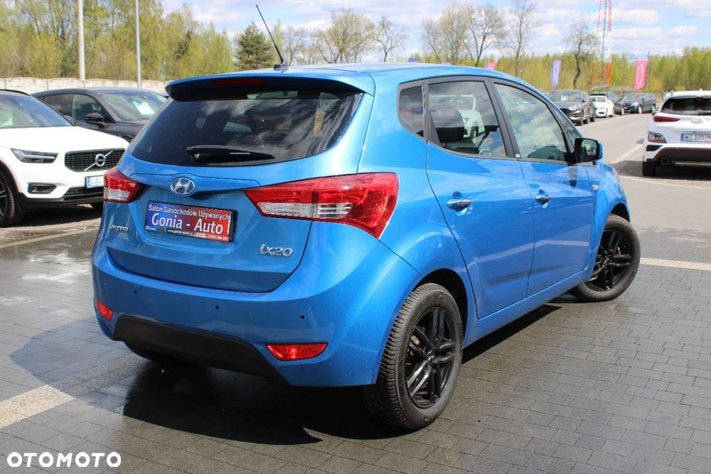 Hyundai ix20 - 7