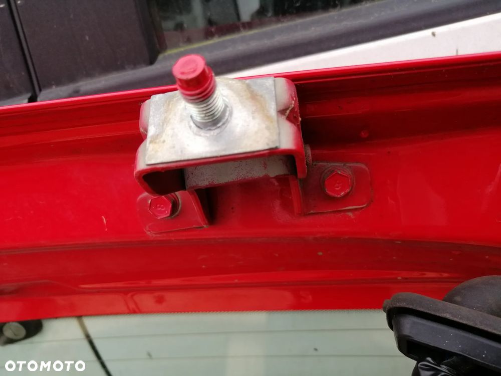 Hyundai I20 2008-2012r. maska drzwi klapa bagażnika kod lakieru BH - 17