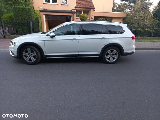 Volkswagen Passat 2.0 TDI BMT 4Mot Highline DSG - 2