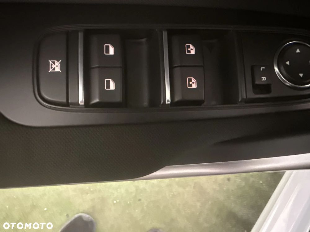 Kia Ceed 1.5 T-GDI M - 12