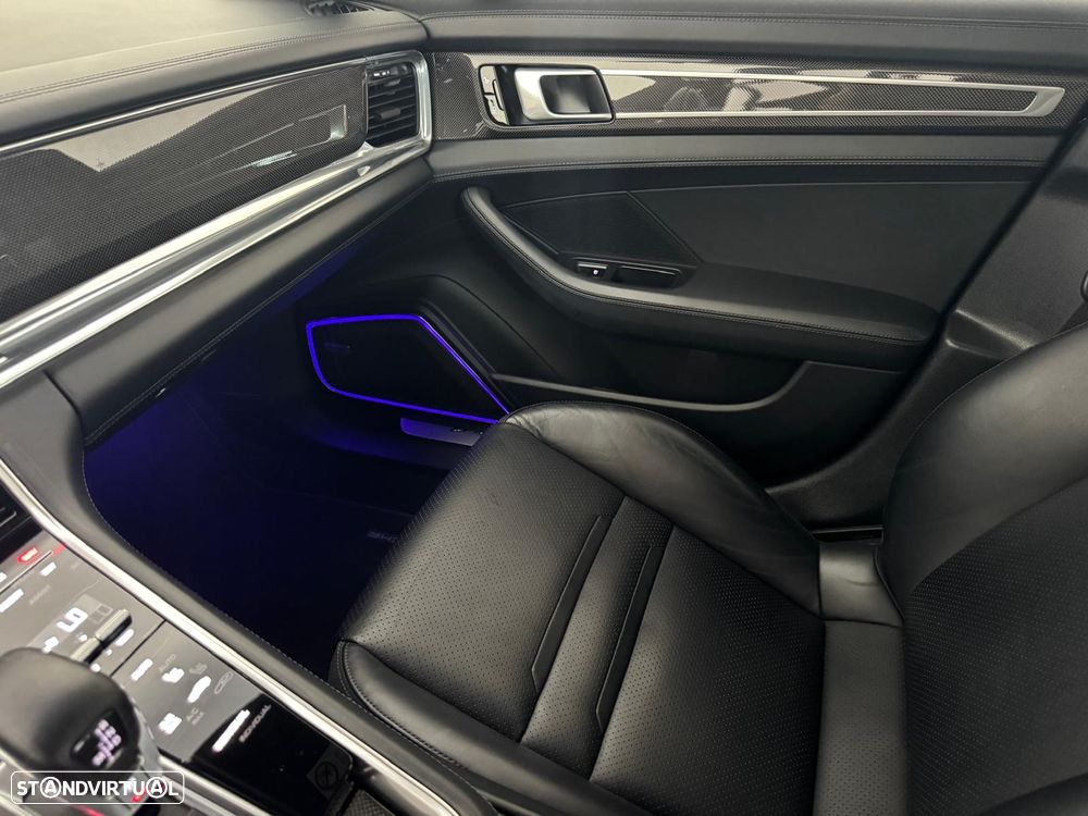 Porsche Panamera Sport Turismo 4 E-Hybrid Platinum Edition - 21