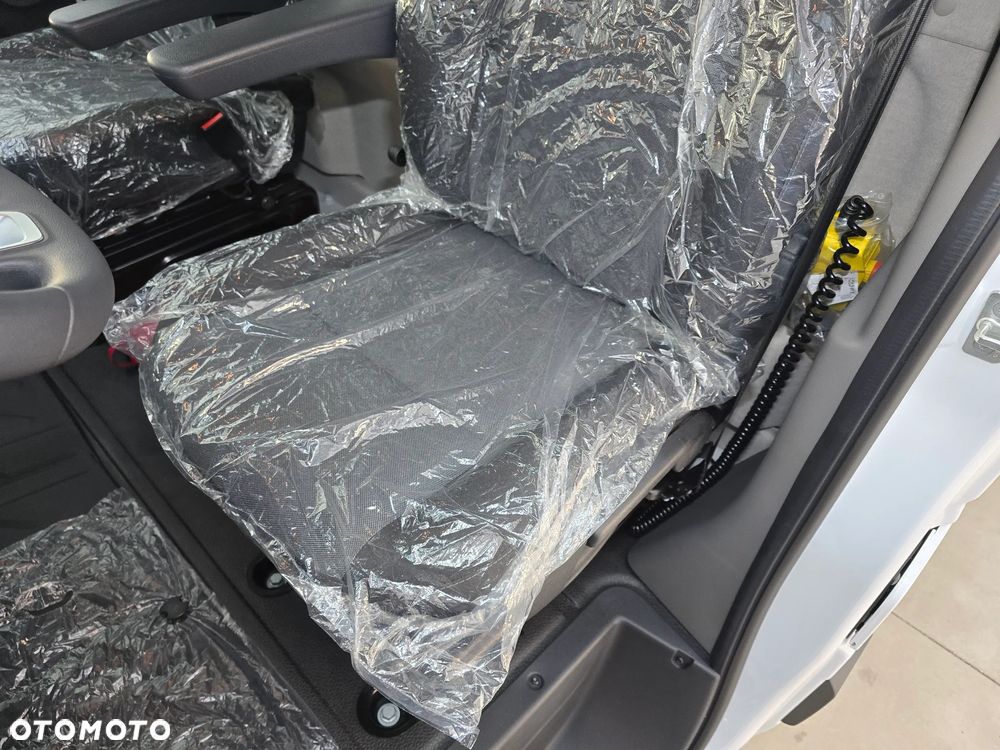 Renault MASTER 17Km WYWROTKA 3 STRONNA 1011Kg Ładowność SILNIK 2,3 AUTO NIE UŻYWANE NA GWARANCJI STAN NOWY NOWY NOWY SALON POLSKA TO SŁONIK BOGATE WYPOSAŻENIE HAK LEDY KLIMA TEMPOMAT - 33