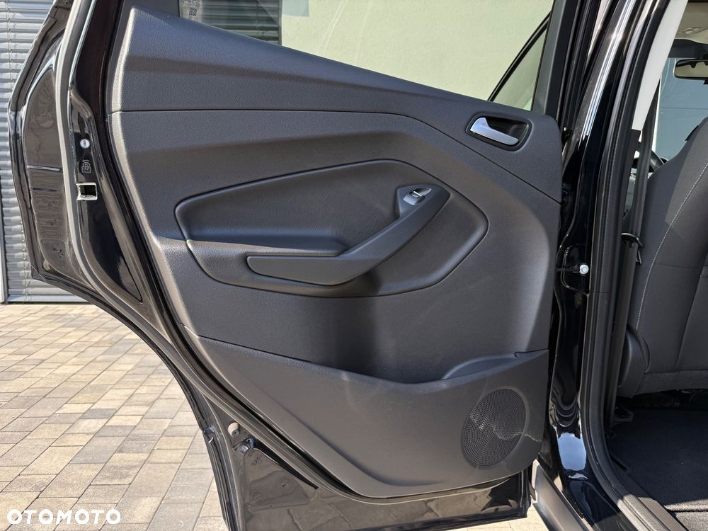 Ford Kuga 1.5 EcoBoost 2x4 Cool & Connect - 34