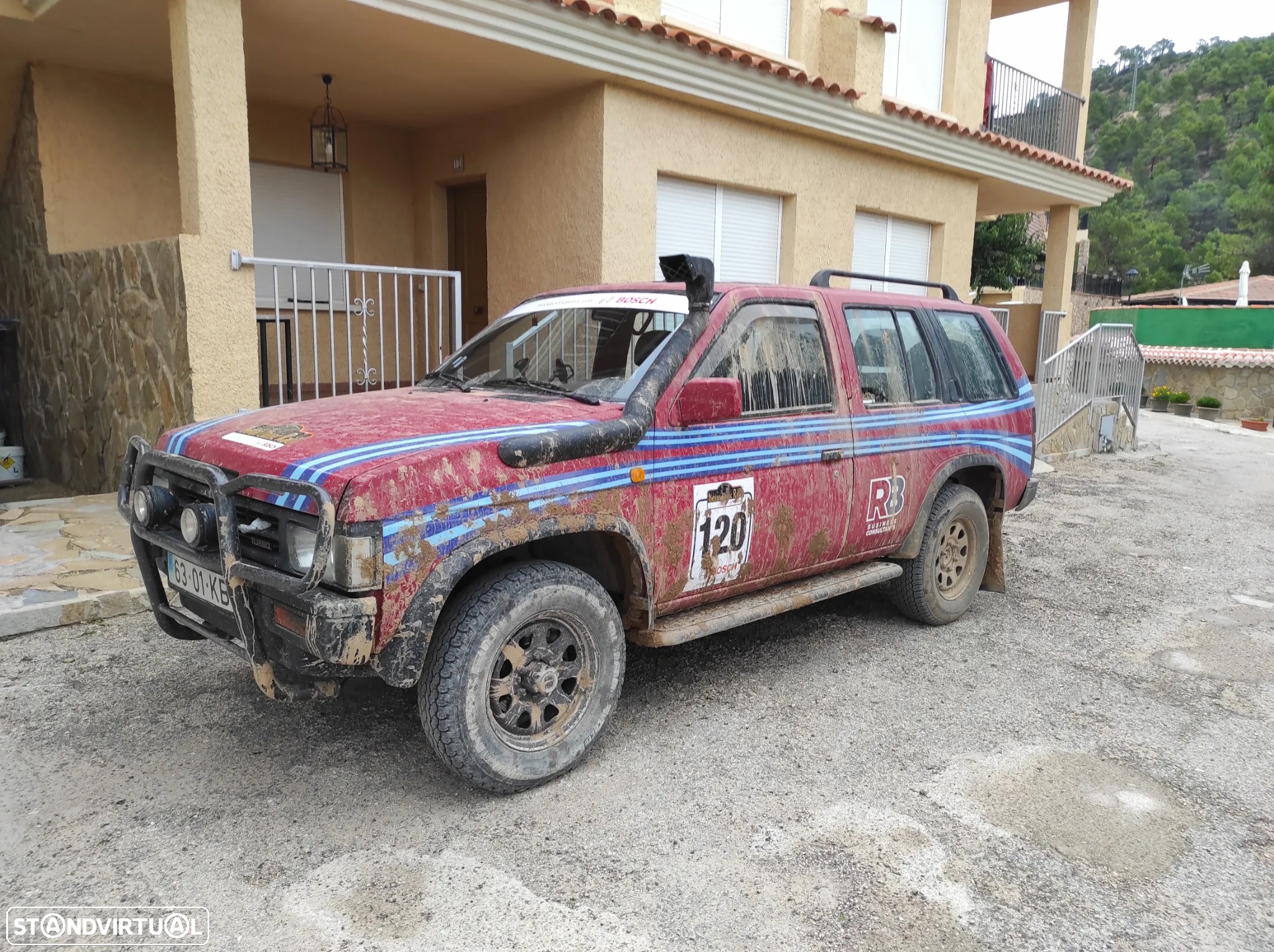 Nissan Terrano 2.7 TD Comfort - 2