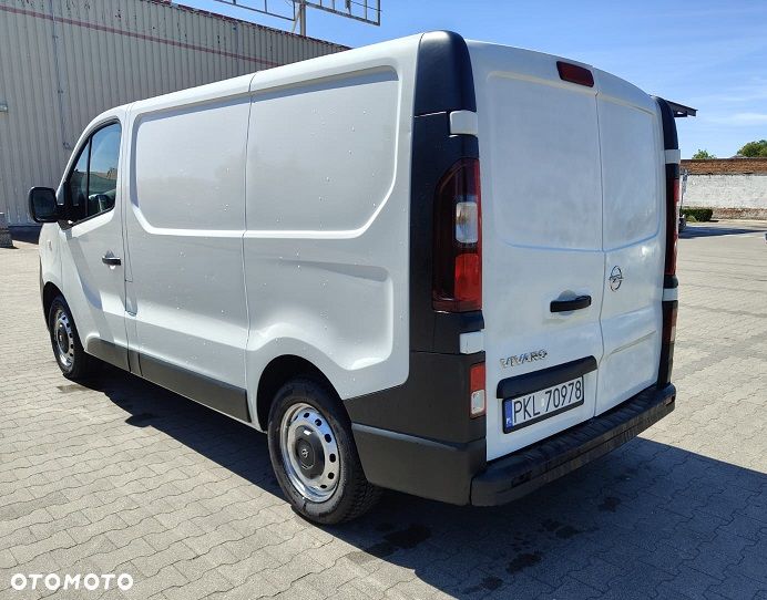 Opel Vivaro - 14