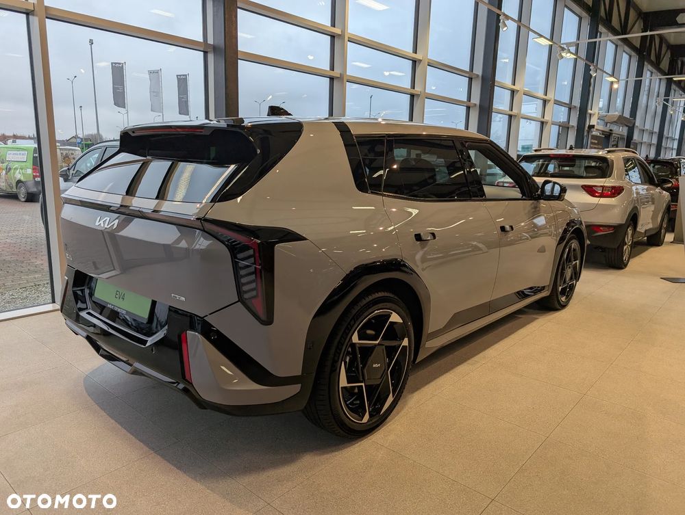 Kia EV4 81.4kWh GT-Line - 3
