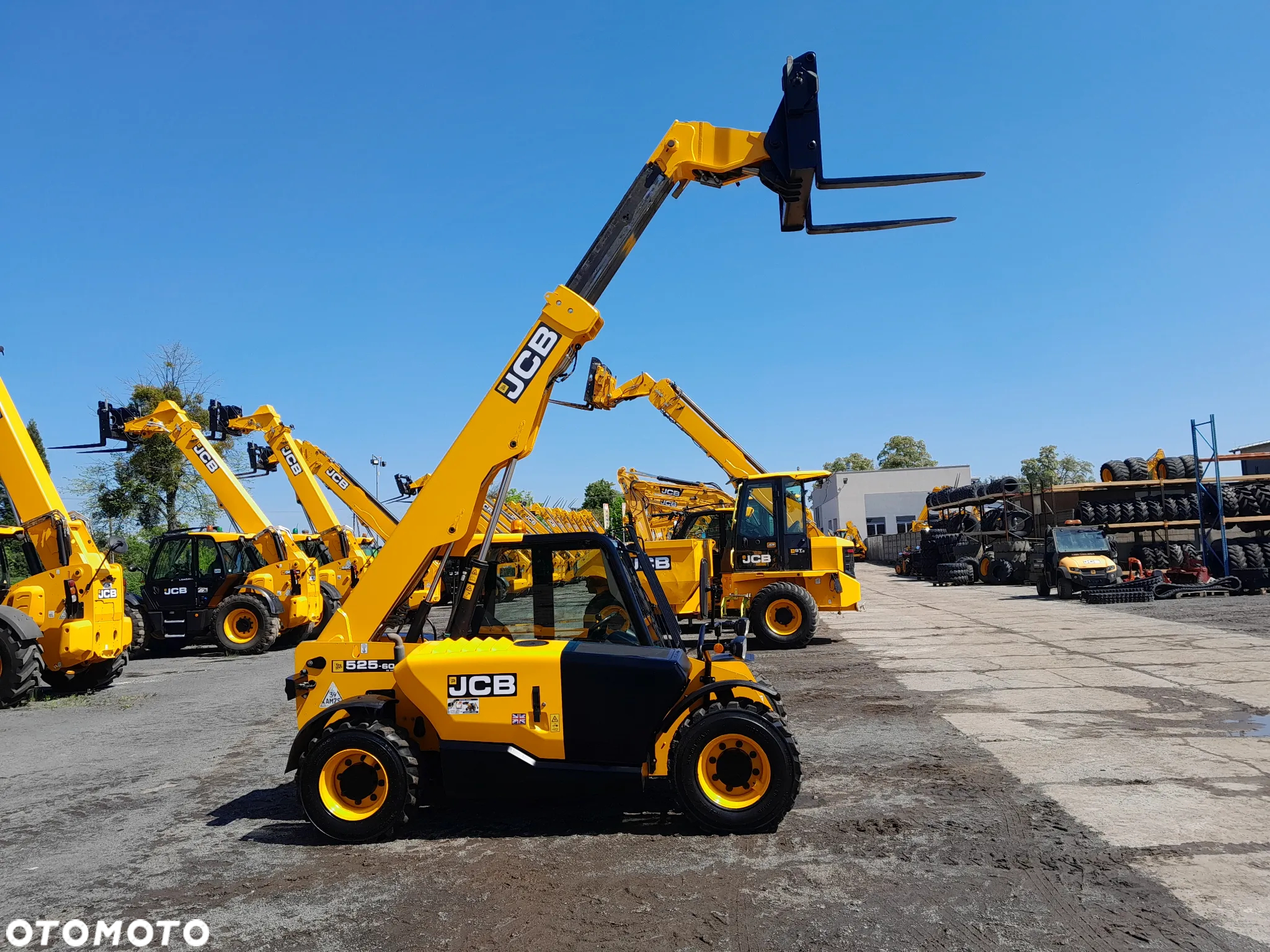 JCB 525-60 - 10
