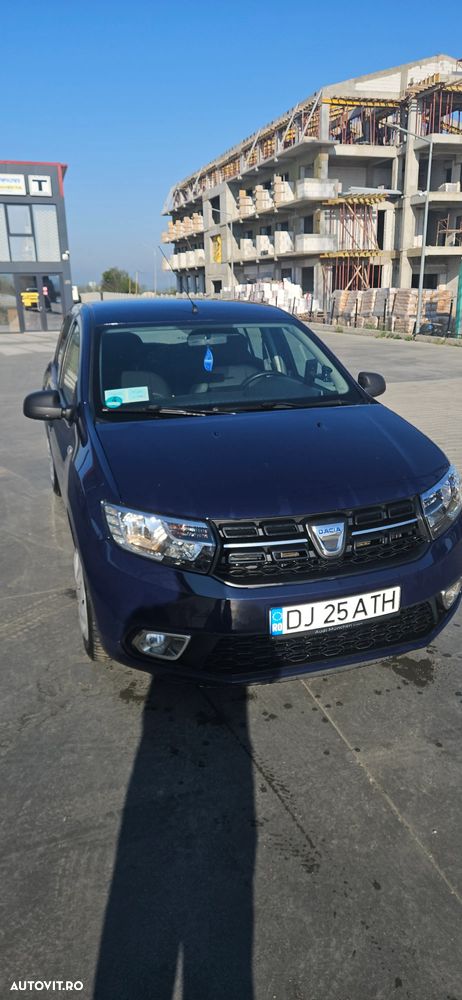 Dacia Sandero SCe 75 Essential - 1