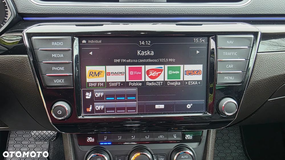 Skoda Superb 2.0 TDI L&K DSG - 21
