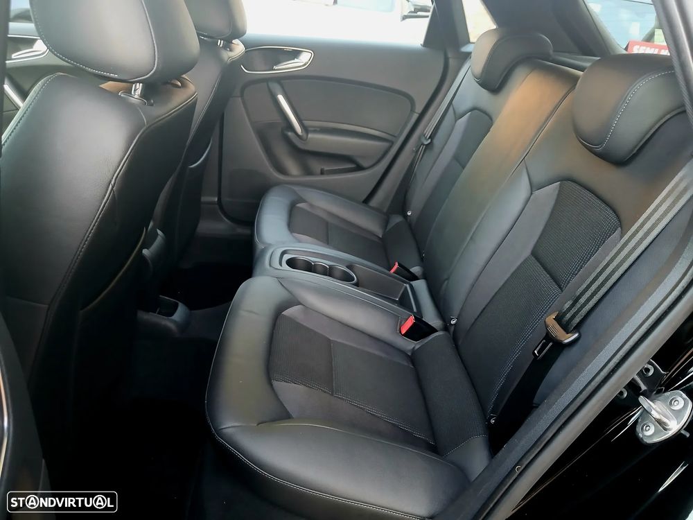 Audi A1 Sportback 1.6 TDI S-line - 8