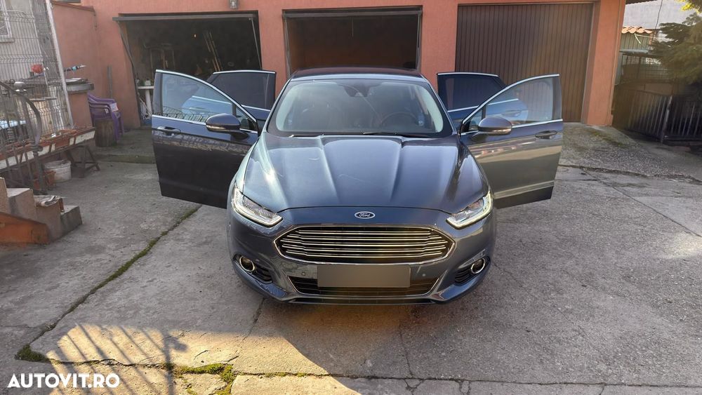 Ford Mondeo 2.0 TDCI Powershift Titanium - 11