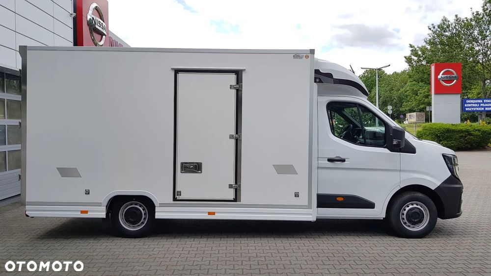 Renault Master Kontener na platformie - 4