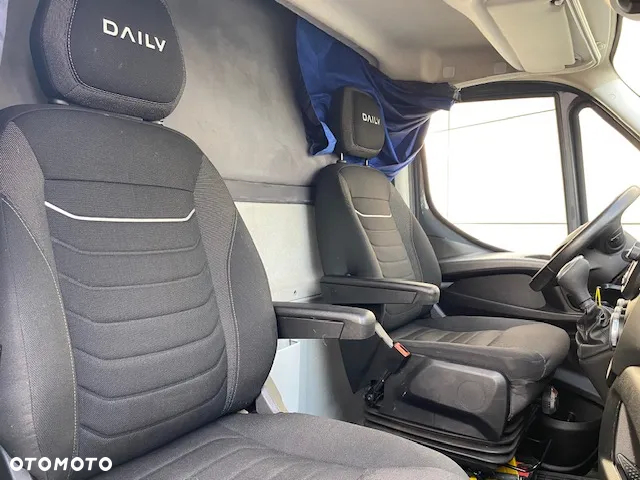 Iveco DAILY 35S18 - 18