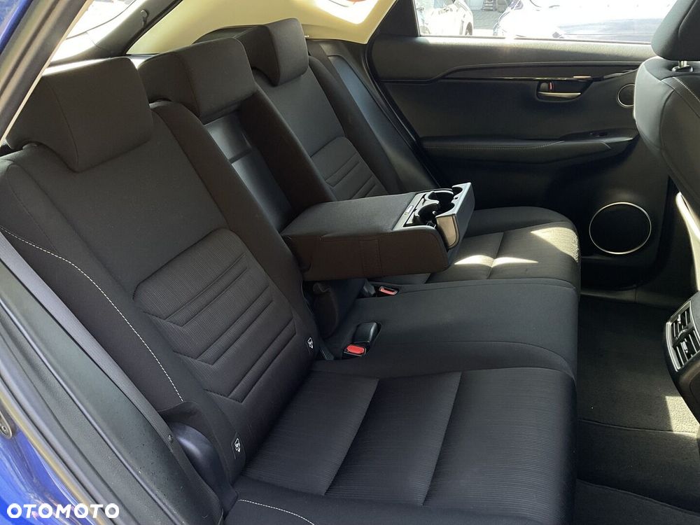 Lexus NX 200t Elite AWD - 13