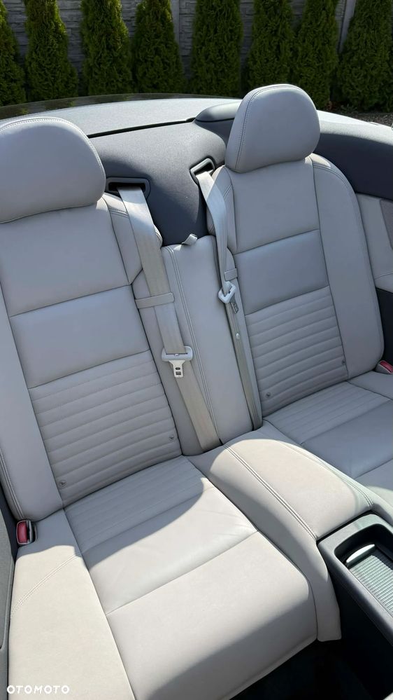 Volvo C70 2.4i Momentum - 15