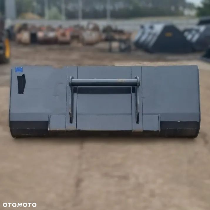 Łyżka objętościowa 1m3 do ładowarki Manitou - 4