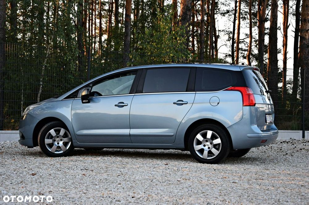 Peugeot 5008 - 21