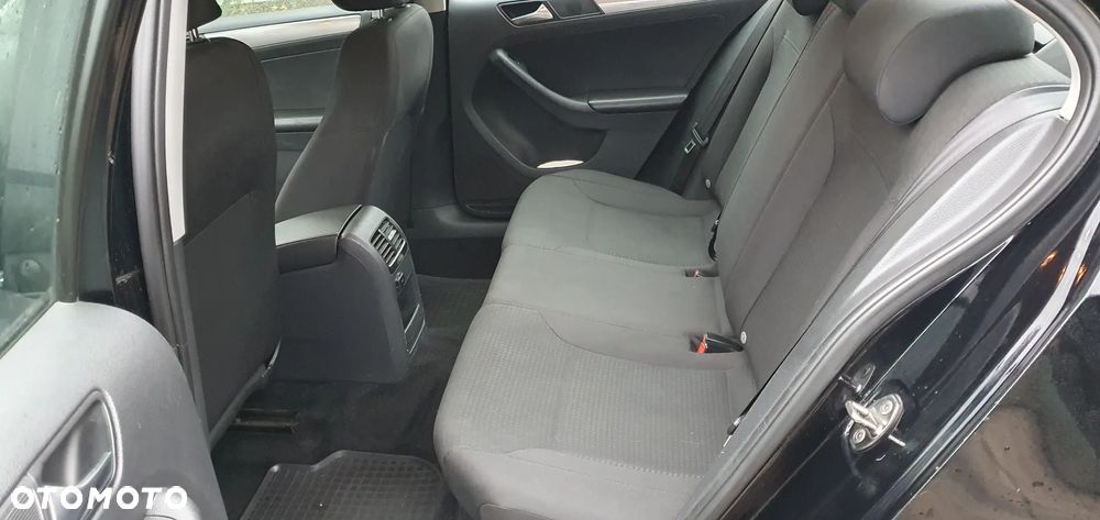 Volkswagen Jetta 2.0 TDI DPF BMT Comfortline - 10