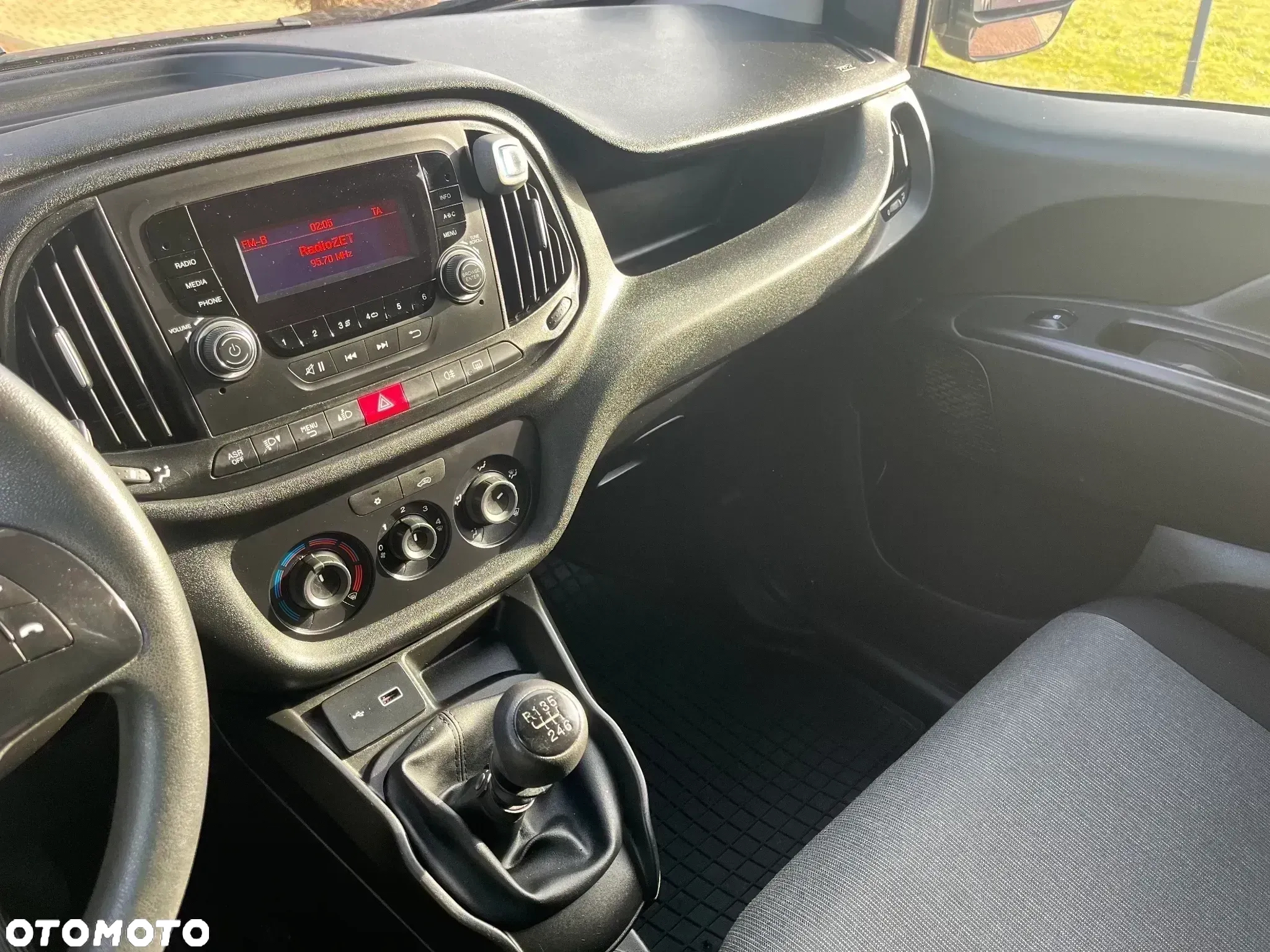 Fiat Doblo 1.4 T-Jet 16V Easy - 9