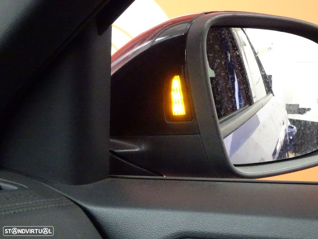 VW T-Roc 2.0 TDI R-Line DSG - 30