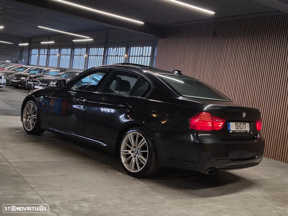 BMW 320 d Navigation Auto - 2
