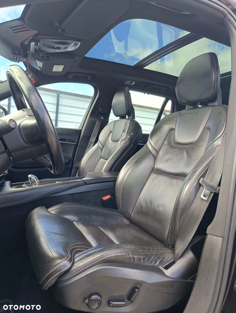 Volvo XC 90 - 26
