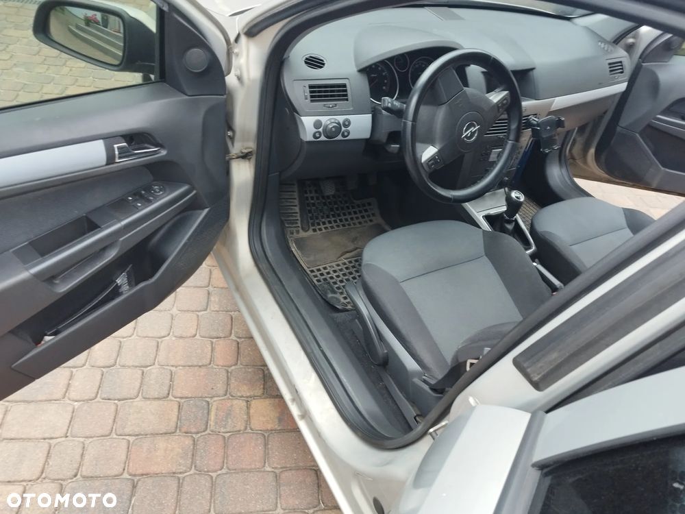 Opel Astra 1.6 Cosmo - 7