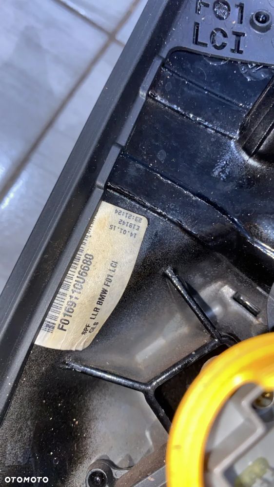 LUSTERKO PRAWE BMW F01 F02 LCI KAMERA - ASYSTENT EUROPA SHADOWLINE KOLOR B39 5 PIN - 8