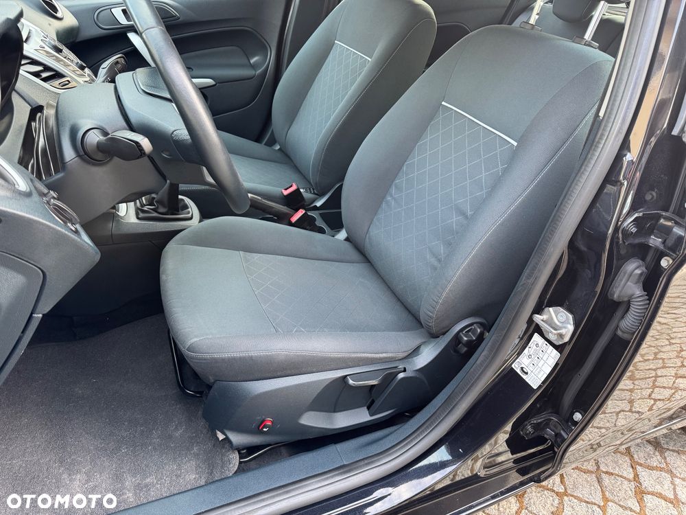 Ford Fiesta 1.25 Champions Edition - 31