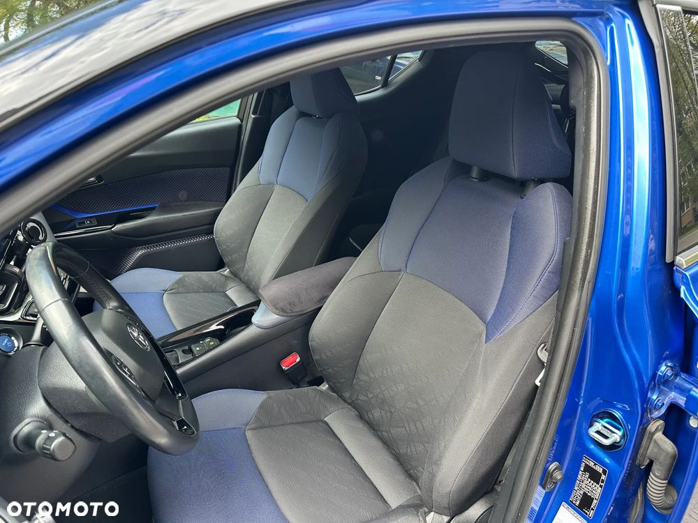 Toyota C-HR - 8