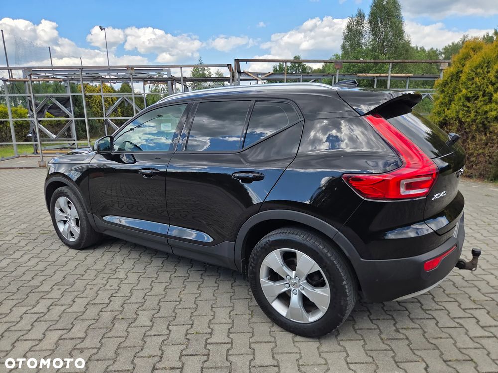 Volvo XC 40 T5 AWD Geartronic Momentum - 2