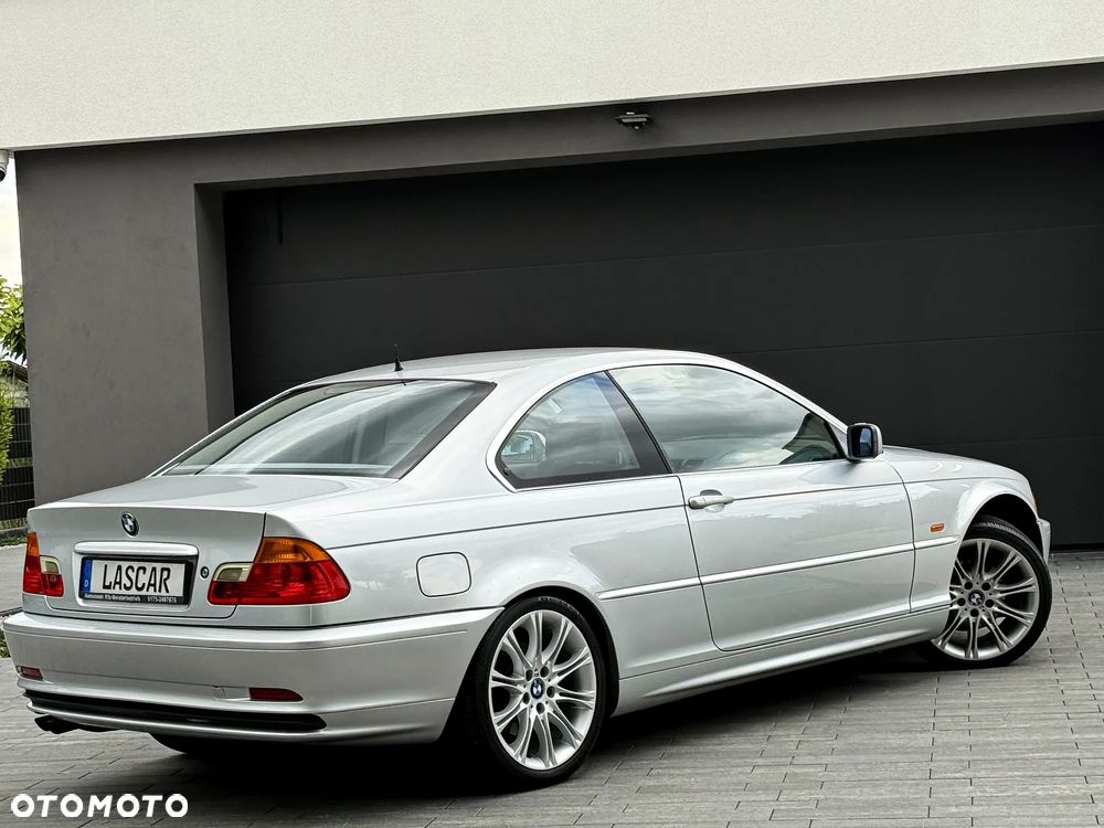BMW Seria 3 328Ci - 21