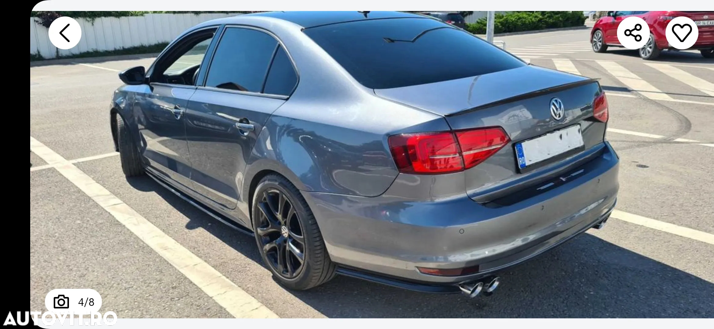 Volkswagen Jetta - 4