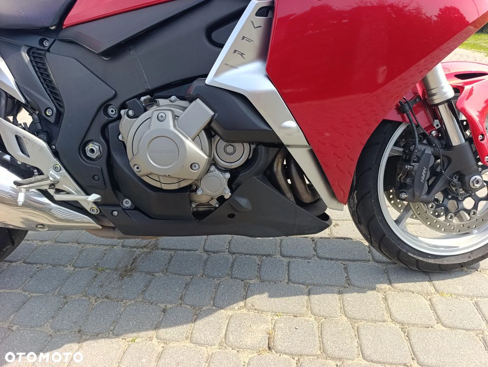 Honda VFR - 31