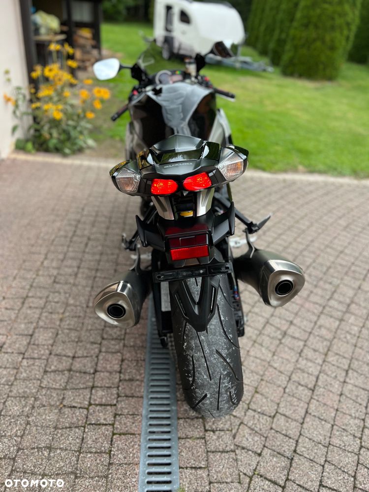 Suzuki GSX-R - 14