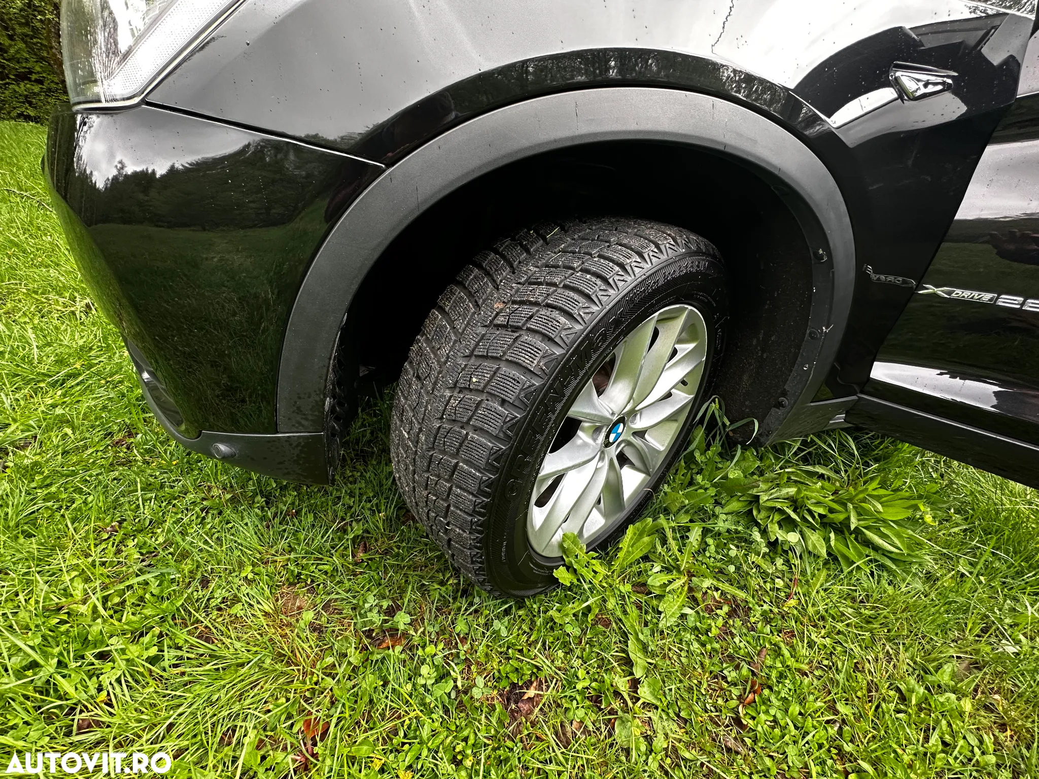 BMW X3 xDrive28i - 28