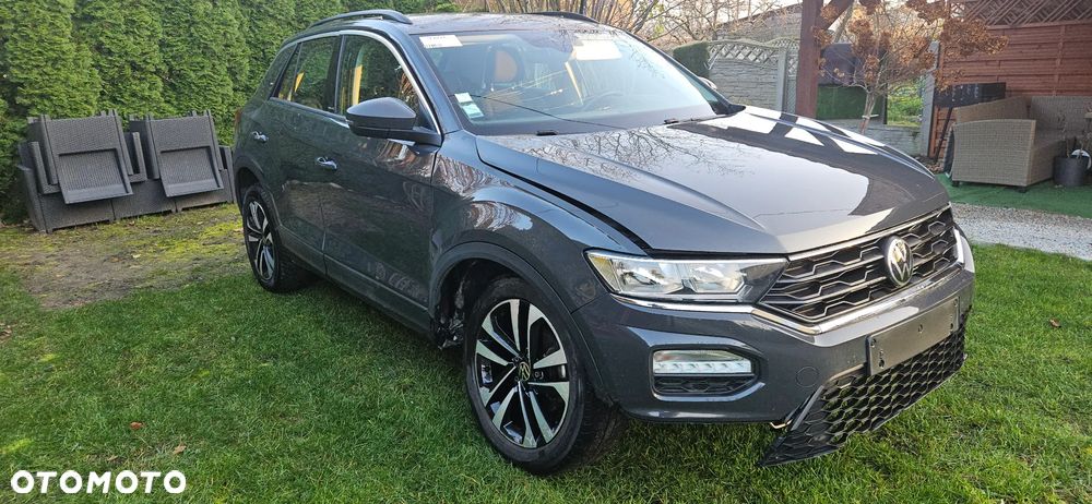 Volkswagen T-Roc - 3