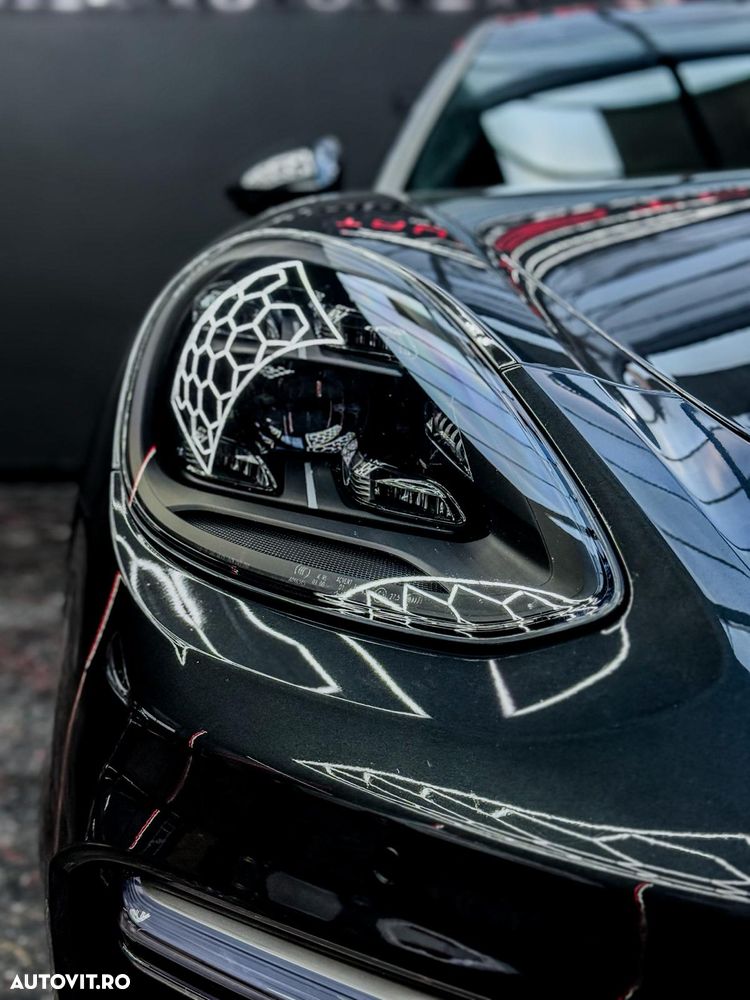 Porsche Panamera GTS - 11