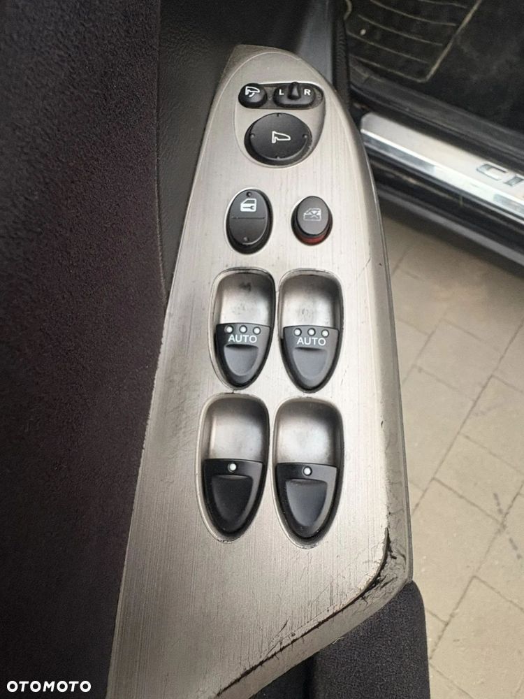 Honda Civic 1.8 Executive - 12