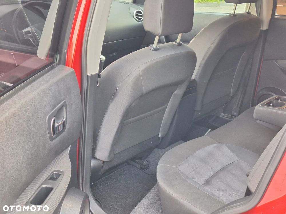 Nissan Qashqai 1.6 Acenta - 11