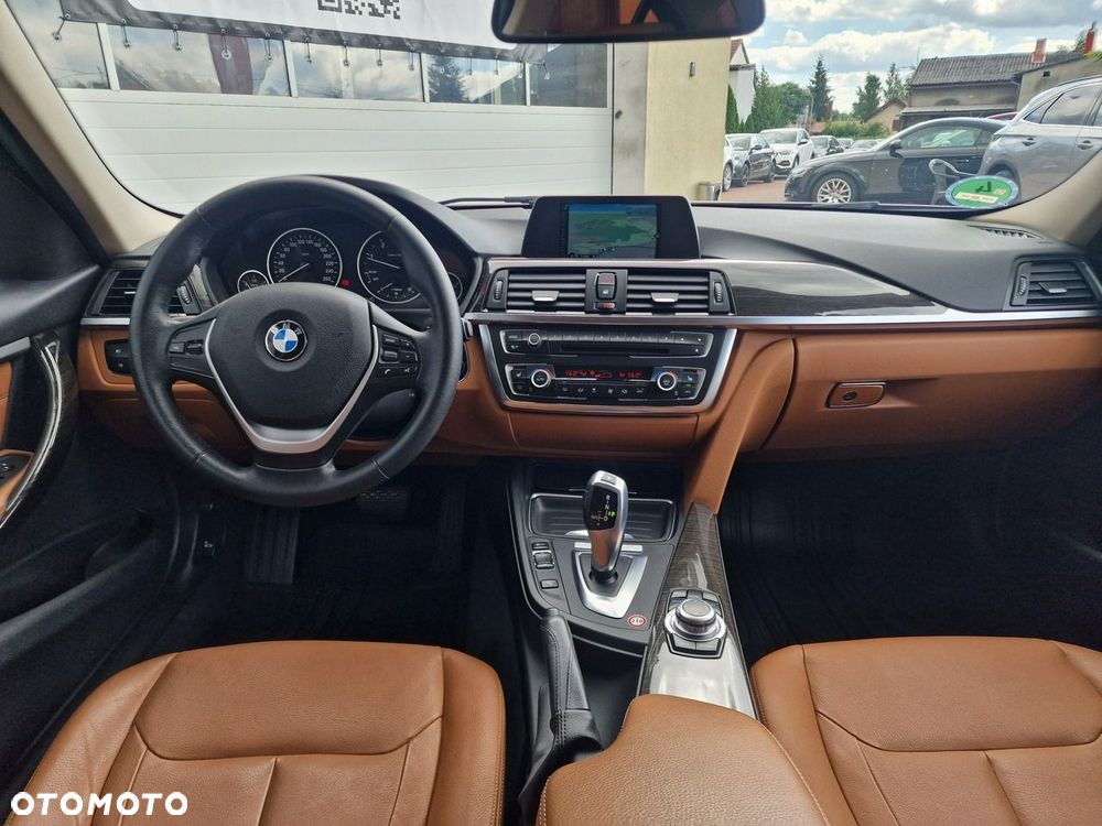 BMW Seria 3 318d Luxury Line - 18