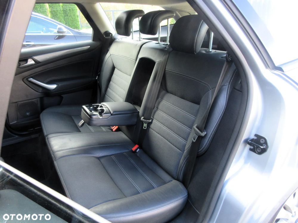 Ford Mondeo 1.6 Eco Boost Start-Stopp Champions Edition - 20