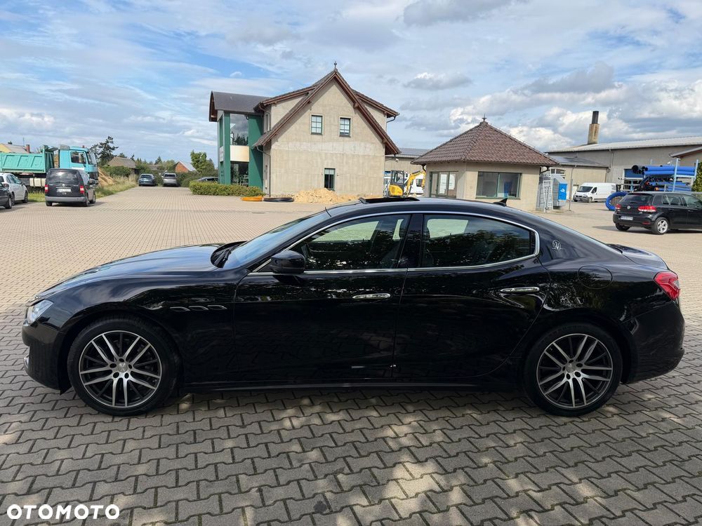 Maserati Ghibli GranSport - 10