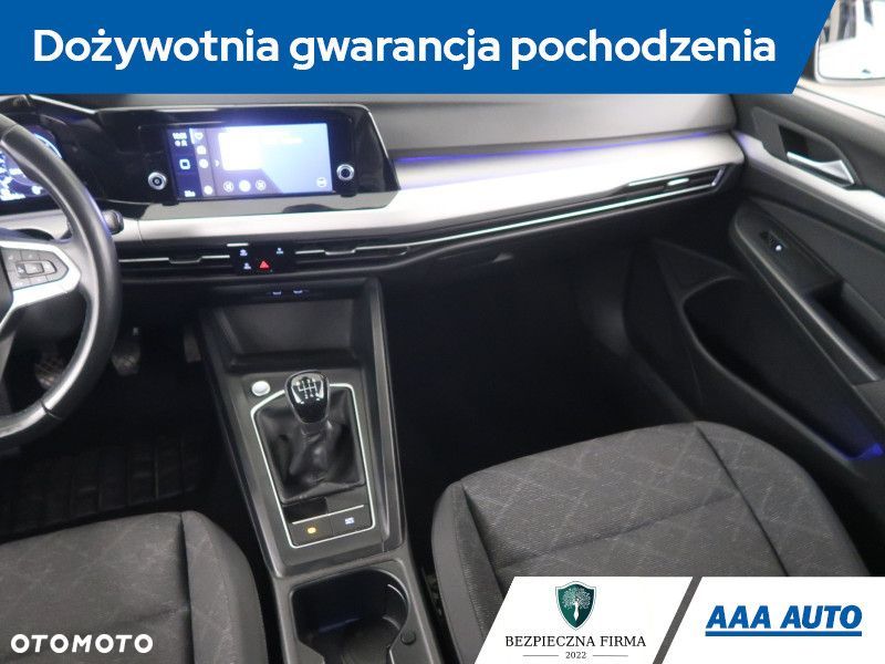 Volkswagen Golf - 10